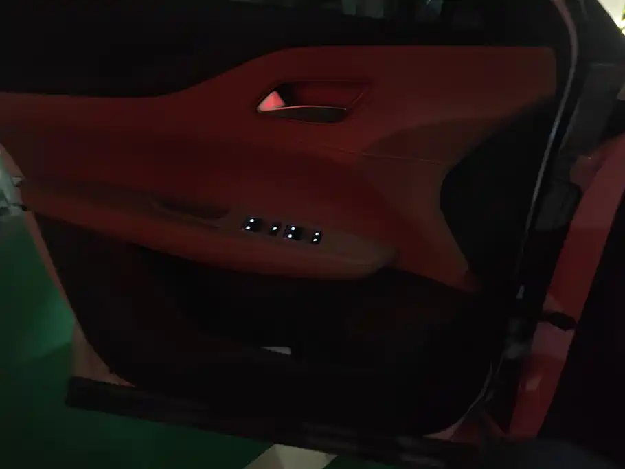Changan UNI-Z New Energy — миниатюра 7