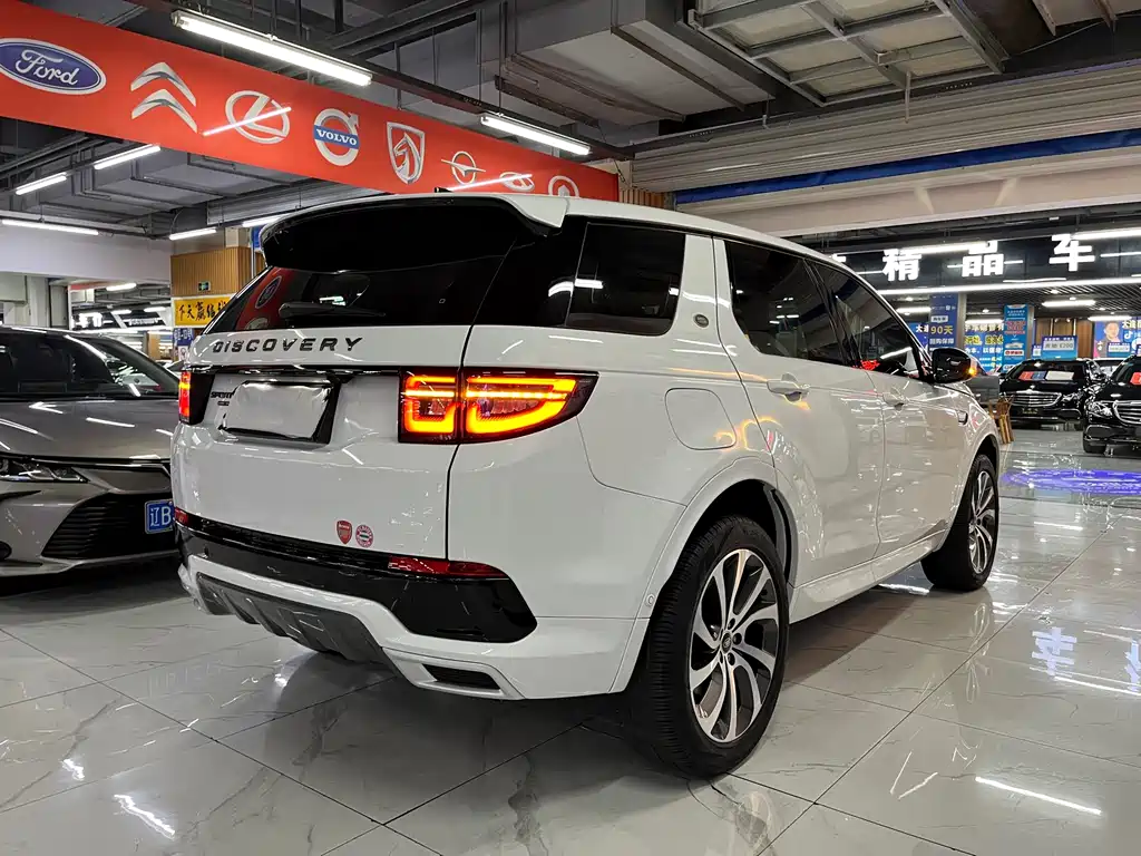 LAND ROVER DISCOVER SPORTS