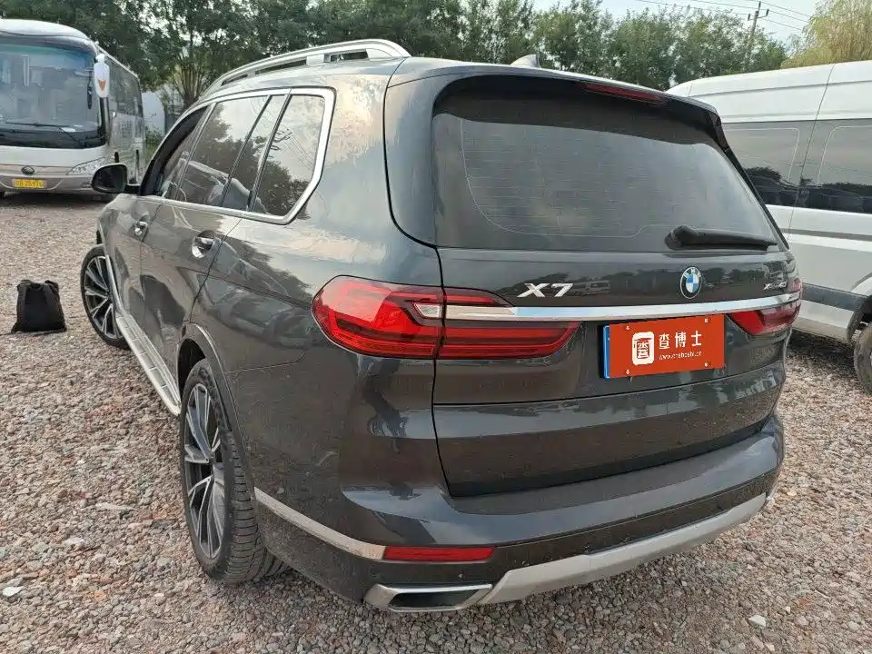 BMW X7 — миниатюра 6