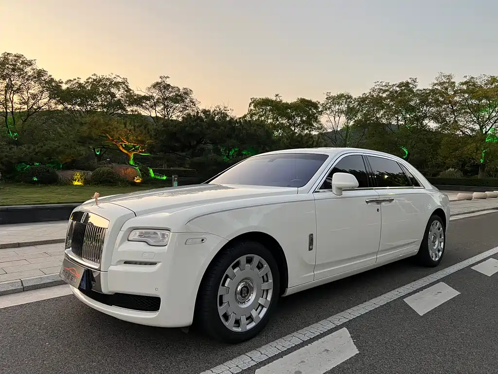 Rolls-Royce Ghost 2015 Series II Long Wheelbase