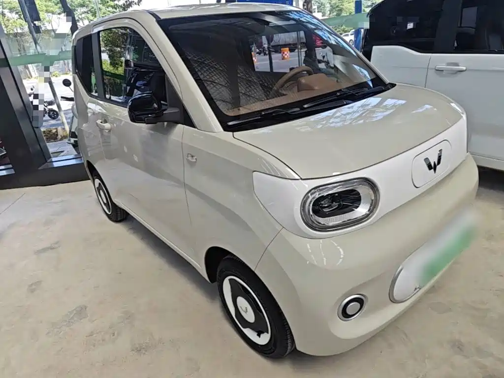 Wuling MINIEV — миниатюра 4