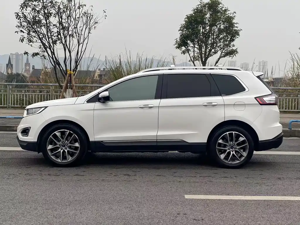 Ford Edge 2018 EcoBoost 245 7 мест V