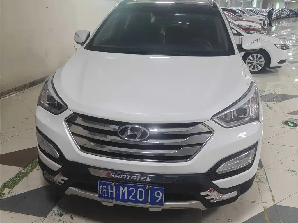 Hyundai Santa Fe 2015