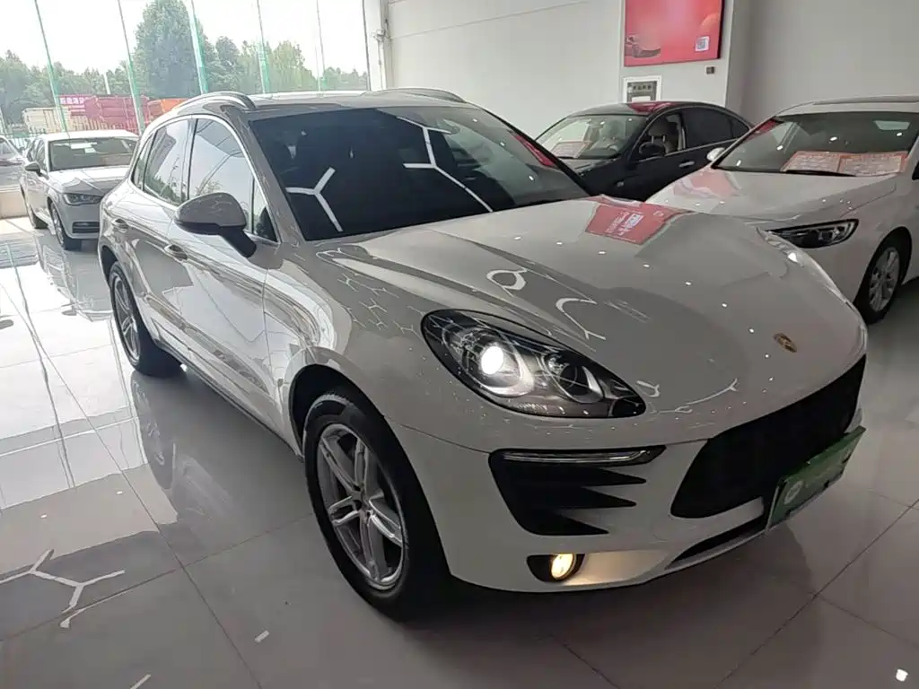 Porsche Macan — миниатюра 4