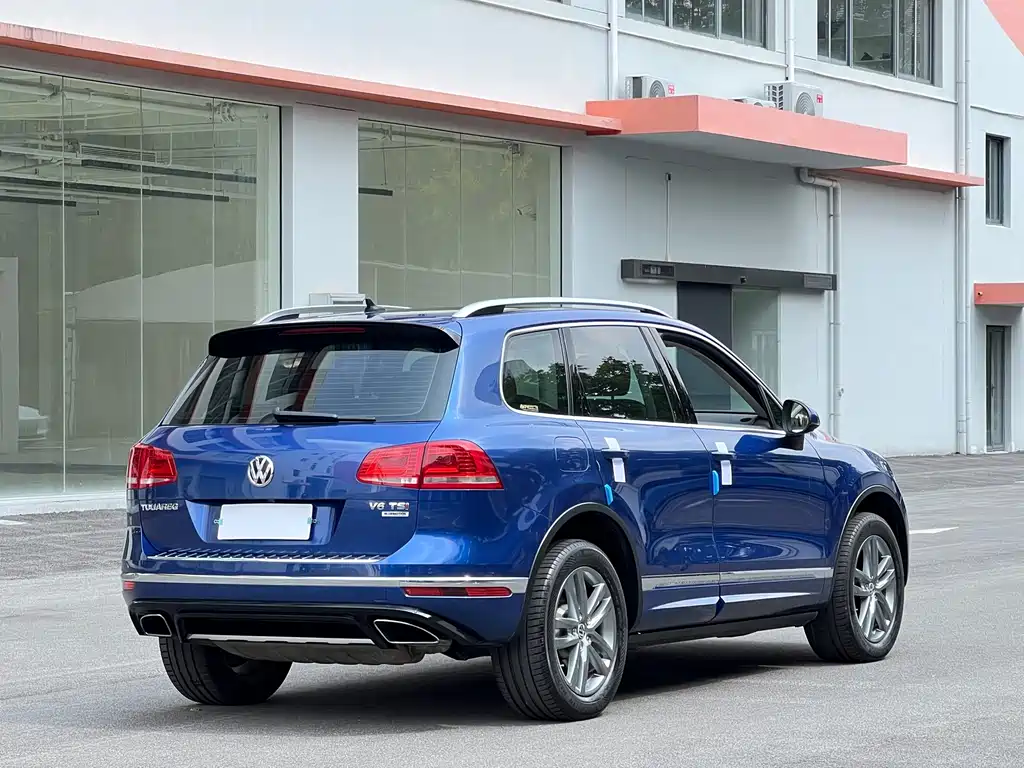 Volkswagen Touareg — миниатюра 7