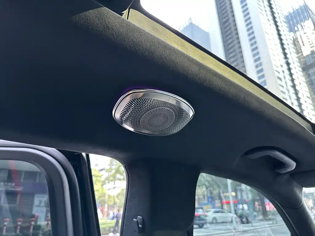 MERCEDES-BENZ GLS AMG