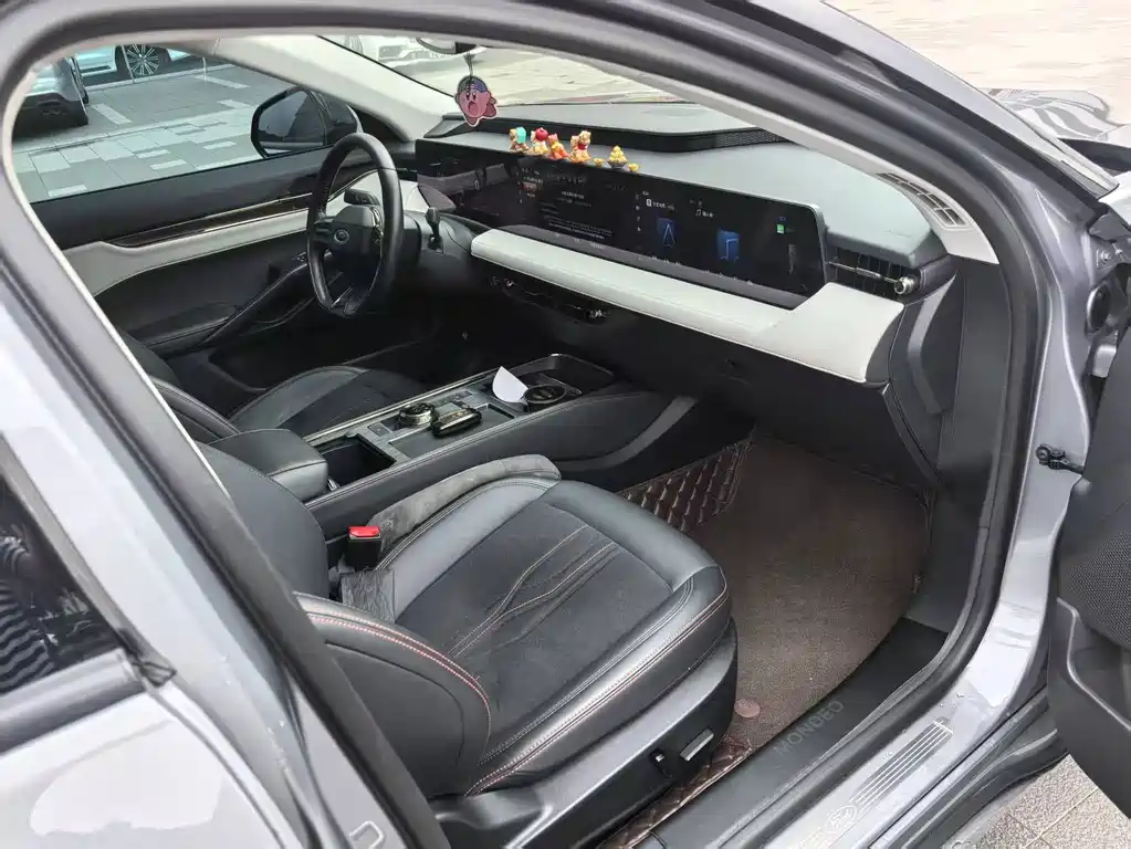 Ford Mondeo — миниатюра 11