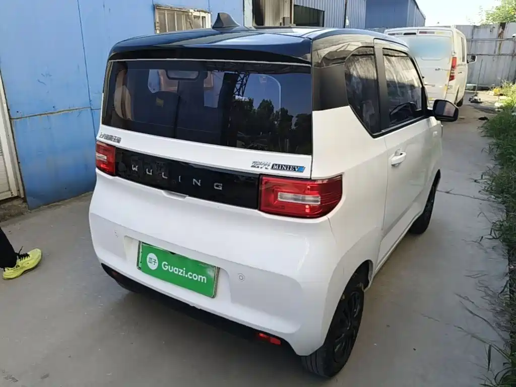 Wuling MINIEV — миниатюра 7
