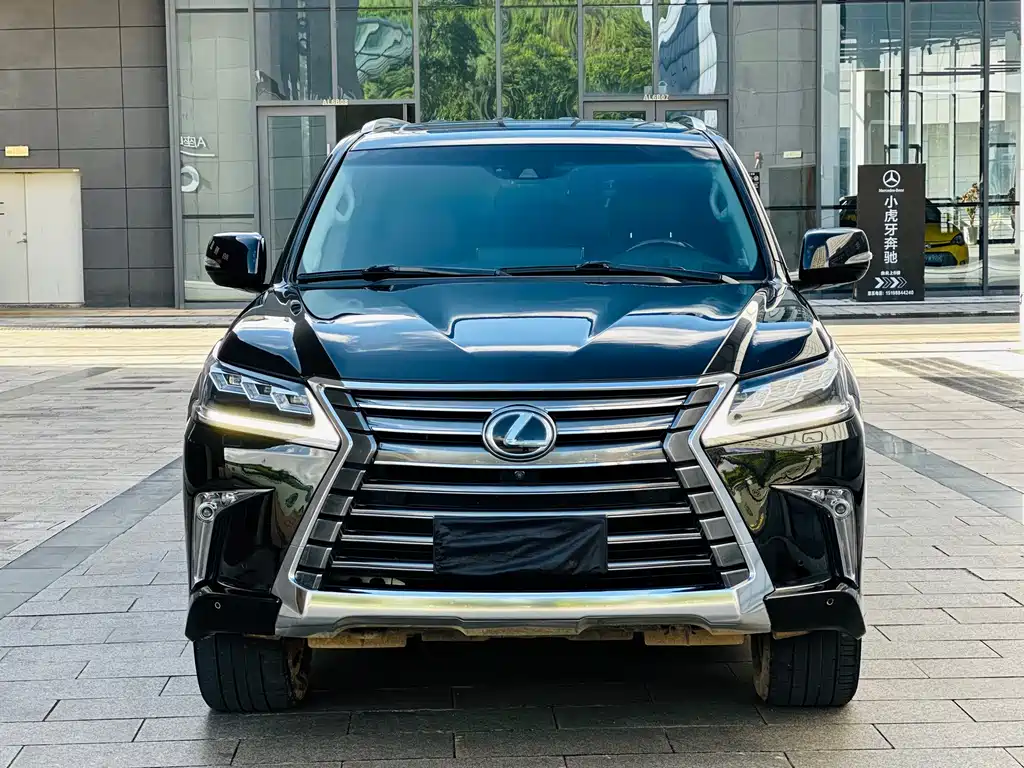 Lexus LX 2016 570 Luxury