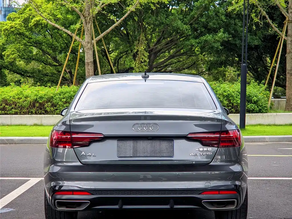 Audi A4L — миниатюра 12