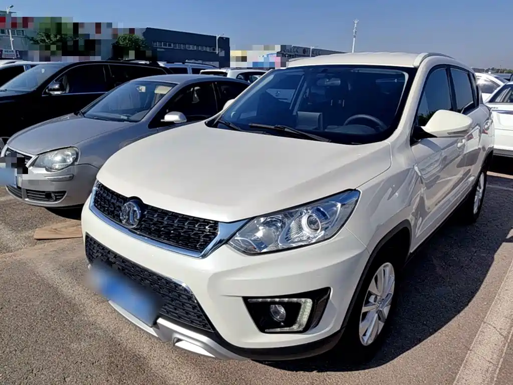 BAIC Senova X35 — миниатюра 2