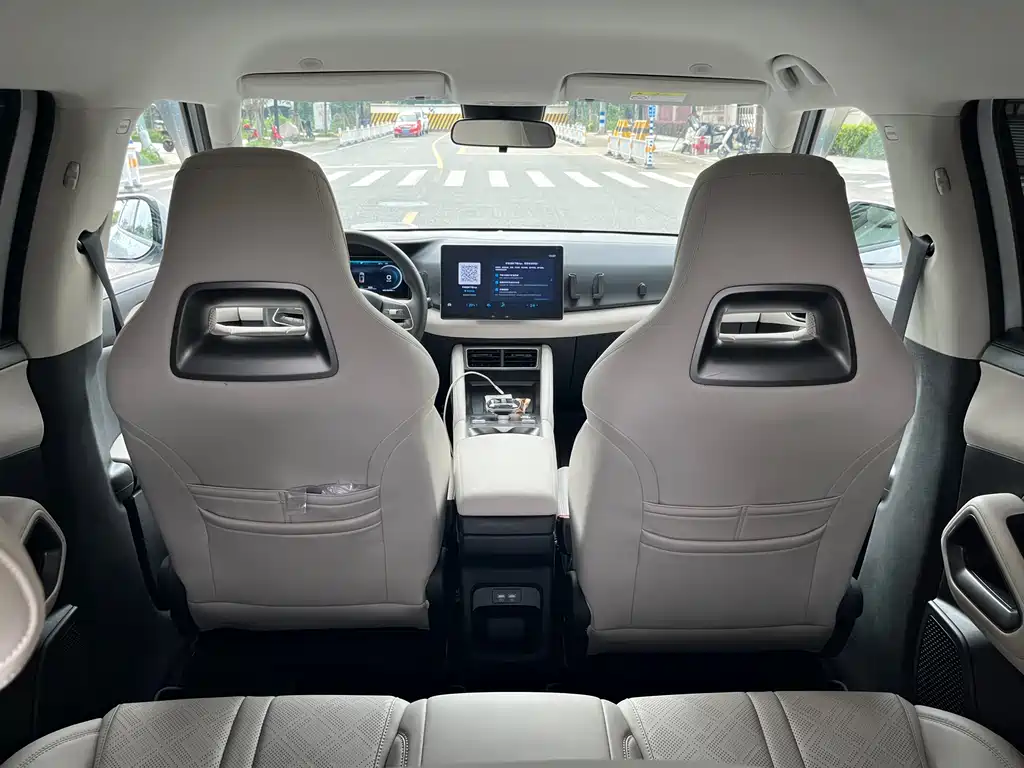 BYD Yuan UP — миниатюра 14