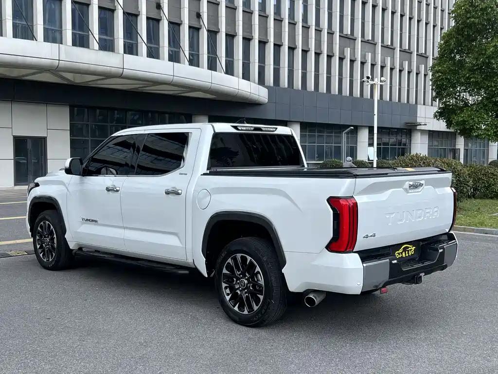 Toyota Tundra 2023 3.5T AT