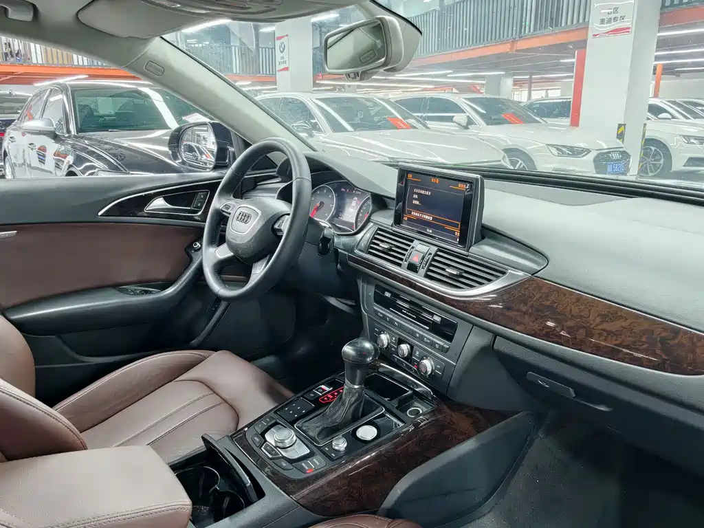 Audi A6L — миниатюра 9