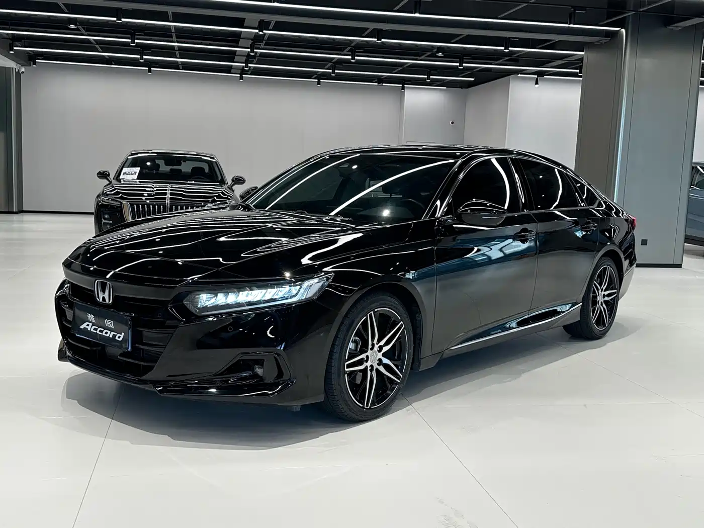 雅阁 2022款 260TURBO 幻夜·尊贵版 2023