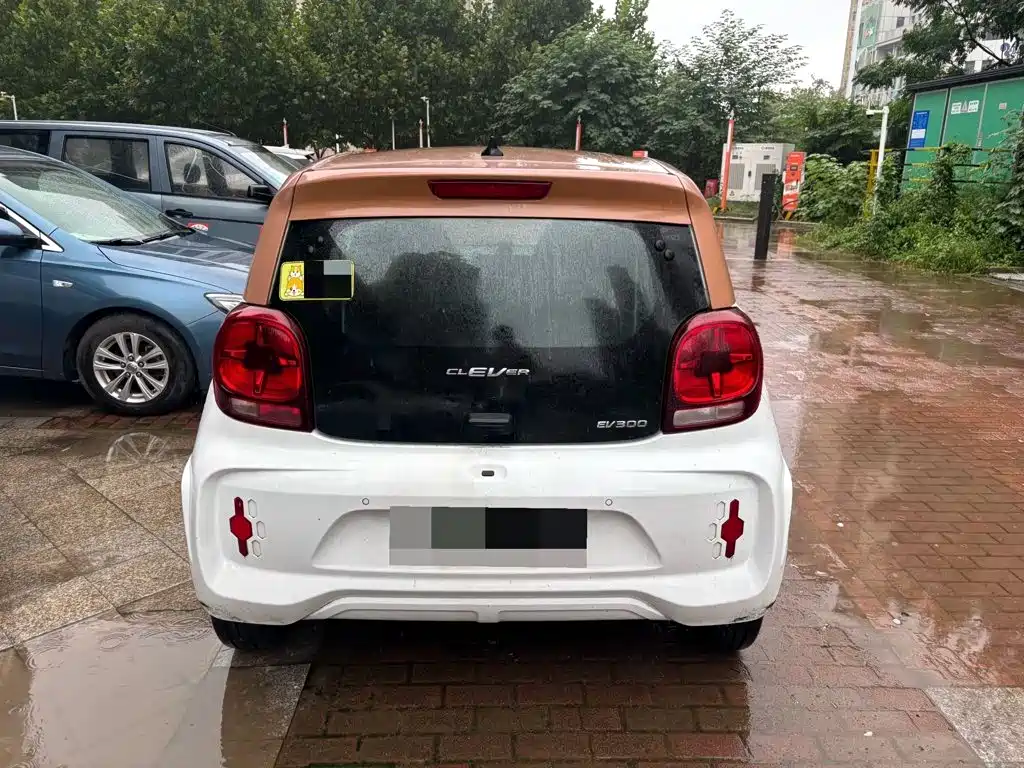Roewe Clever — миниатюра 7