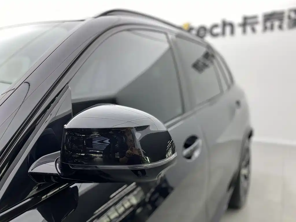 BMW X5 — миниатюра 12