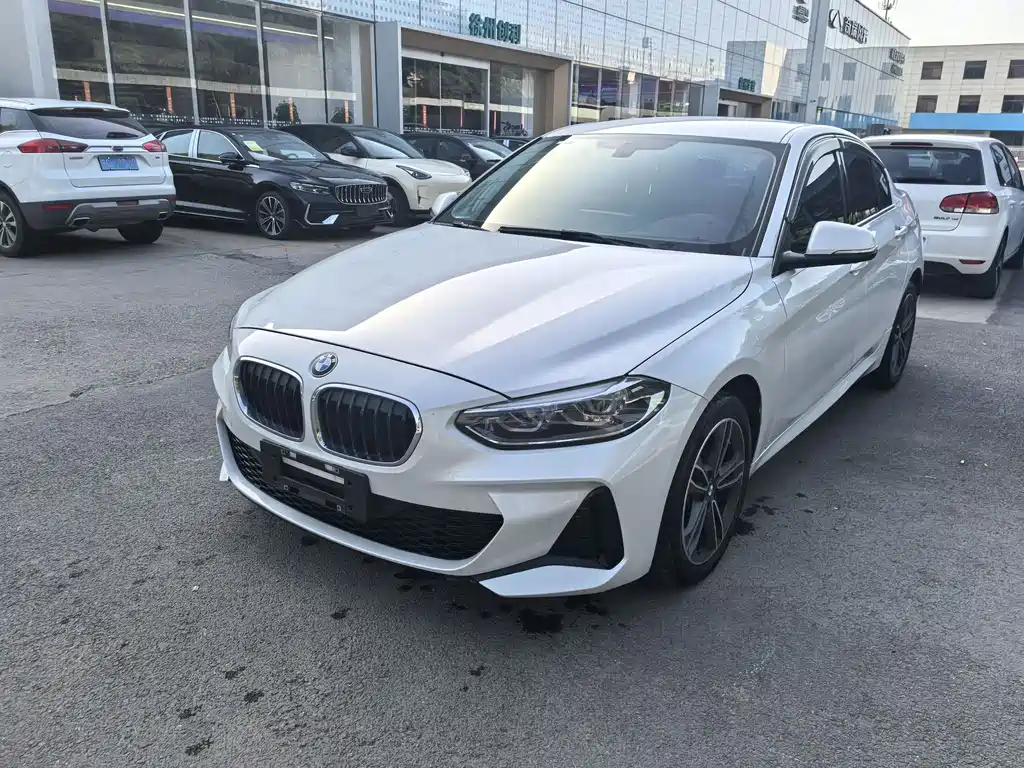BMW 1 Series 2023