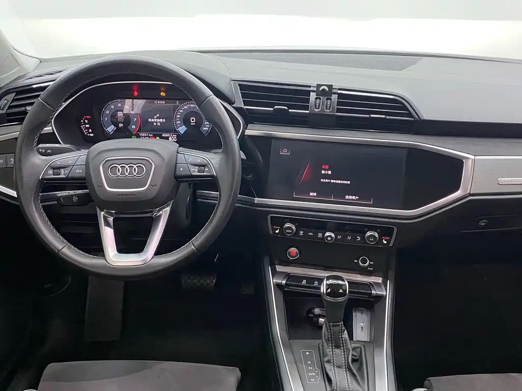 Audi Q3 — миниатюра 11