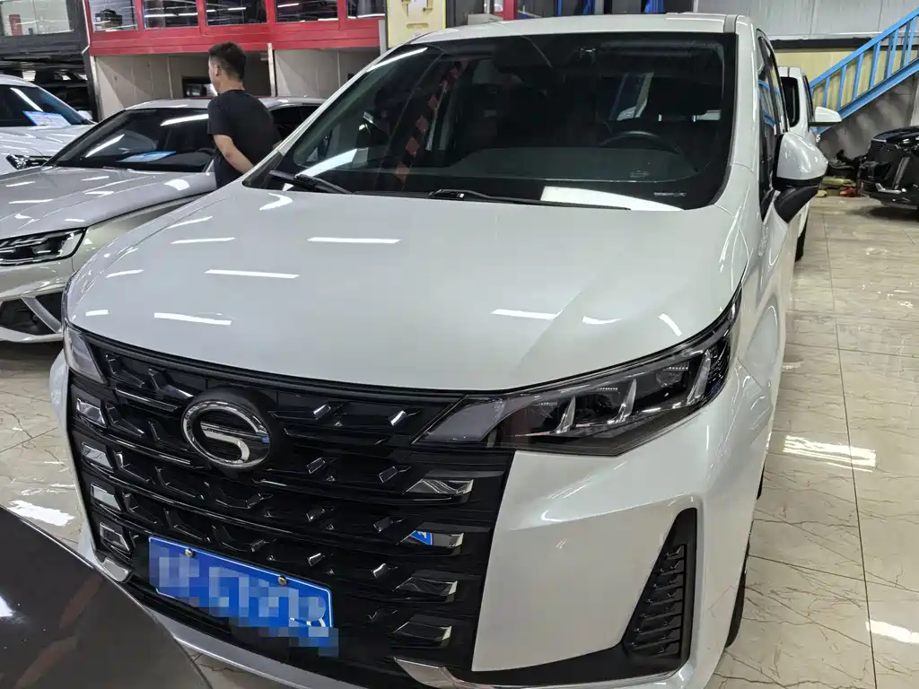 GAC Motor Trumpchi M6 — миниатюра 2