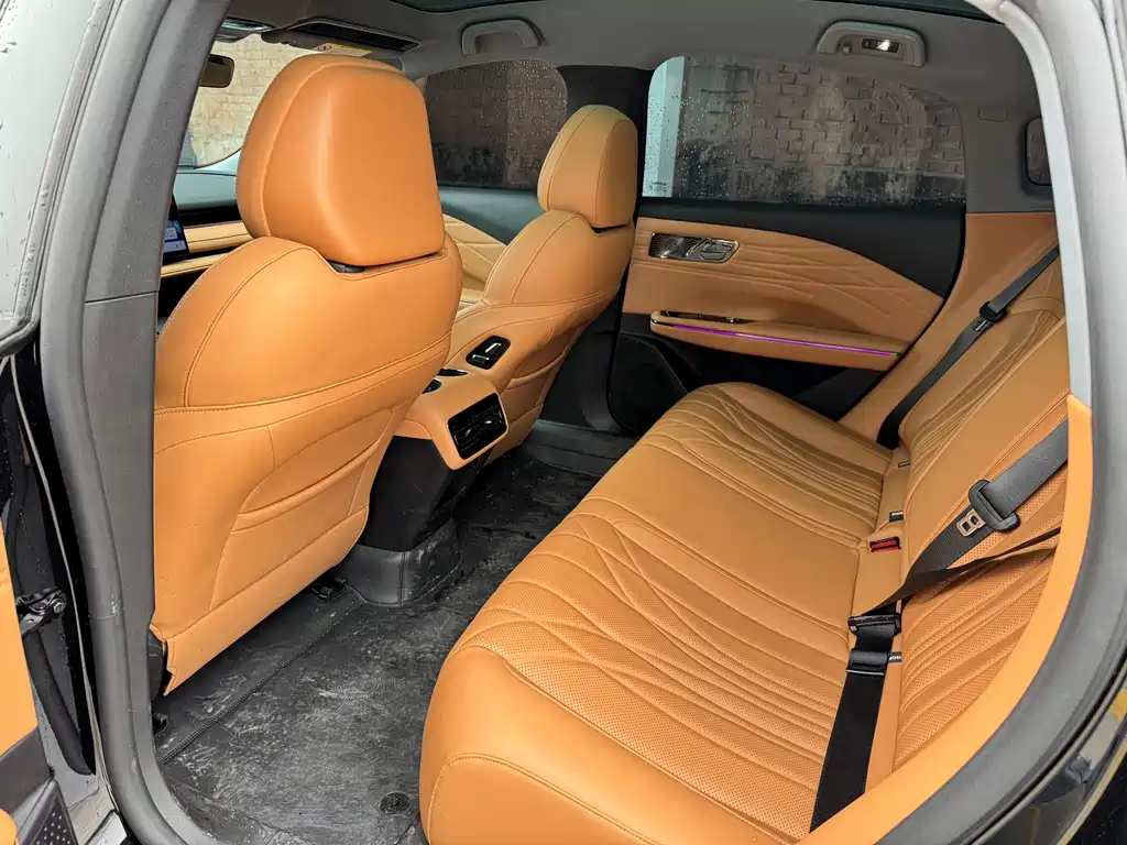 GEELY GALAXY GALAXY SPARKLE 8