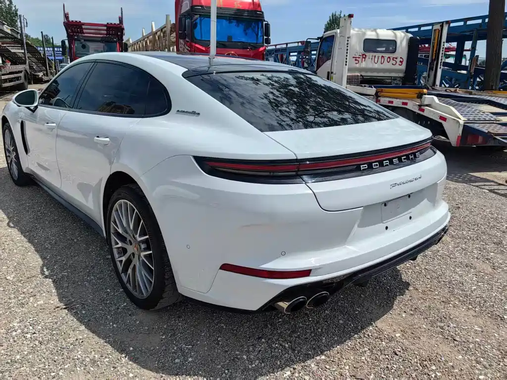 Porsche Panamera — миниатюра 7