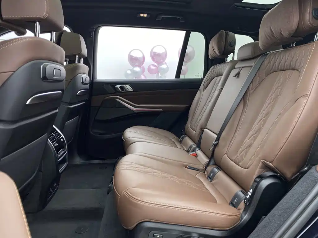 BMW X7 — миниатюра 31