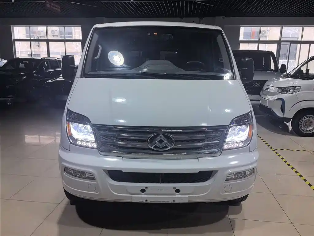 SAIC MAXUS XINTU V80