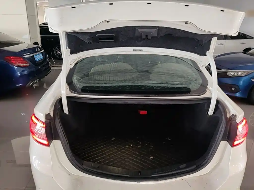 Ford Mondeo — миниатюра 19