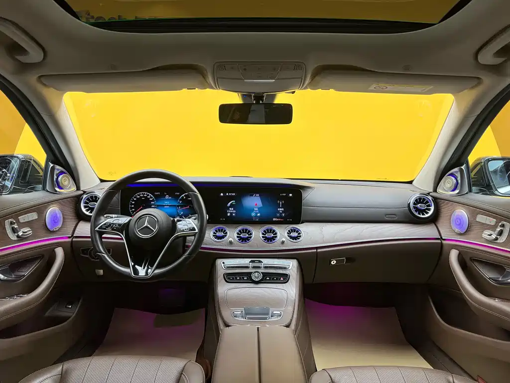 MERCEDES-BENZ E CLASS