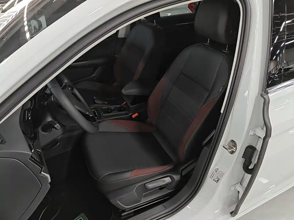 Volkswagen Bora — миниатюра 15