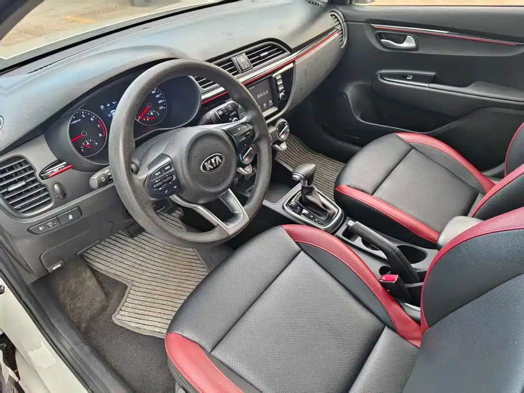 Kia KX Cross — миниатюра 10