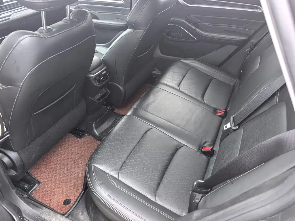 Geely Emgrand — миниатюра 10