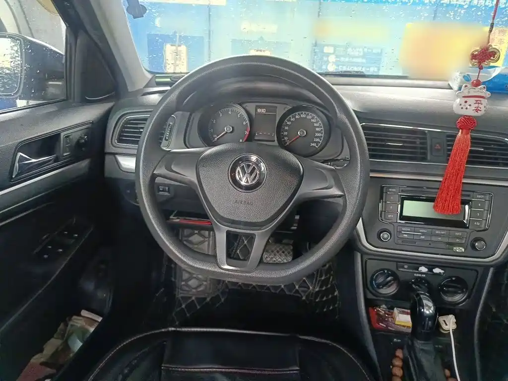 Volkswagen Lavida — миниатюра 6