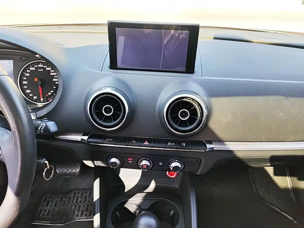 Audi A3 — миниатюра 13