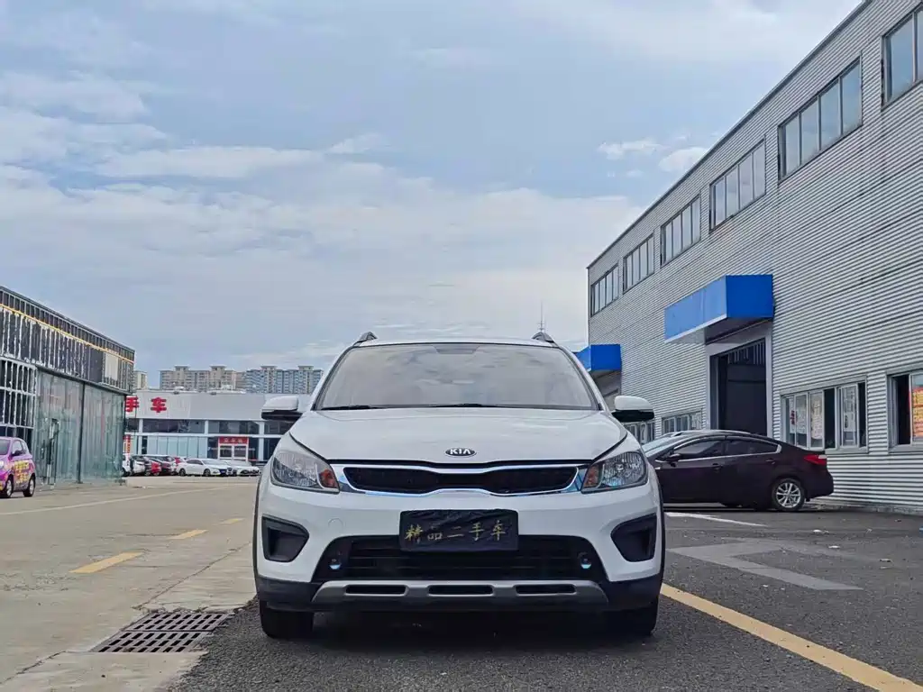 Kia KX Cross — миниатюра 2