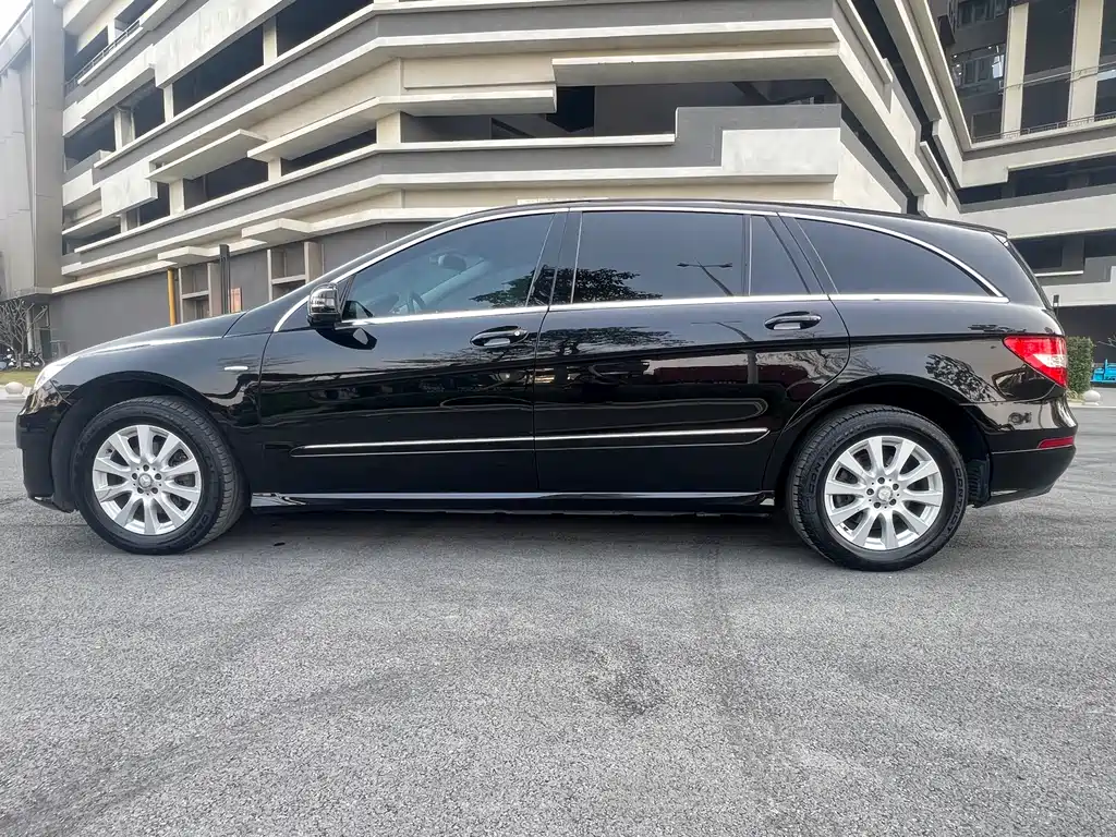 MERCEDES-BENZ R CLASS