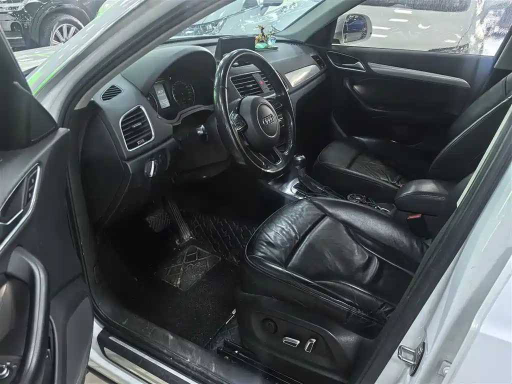 Audi Q3 — миниатюра 2