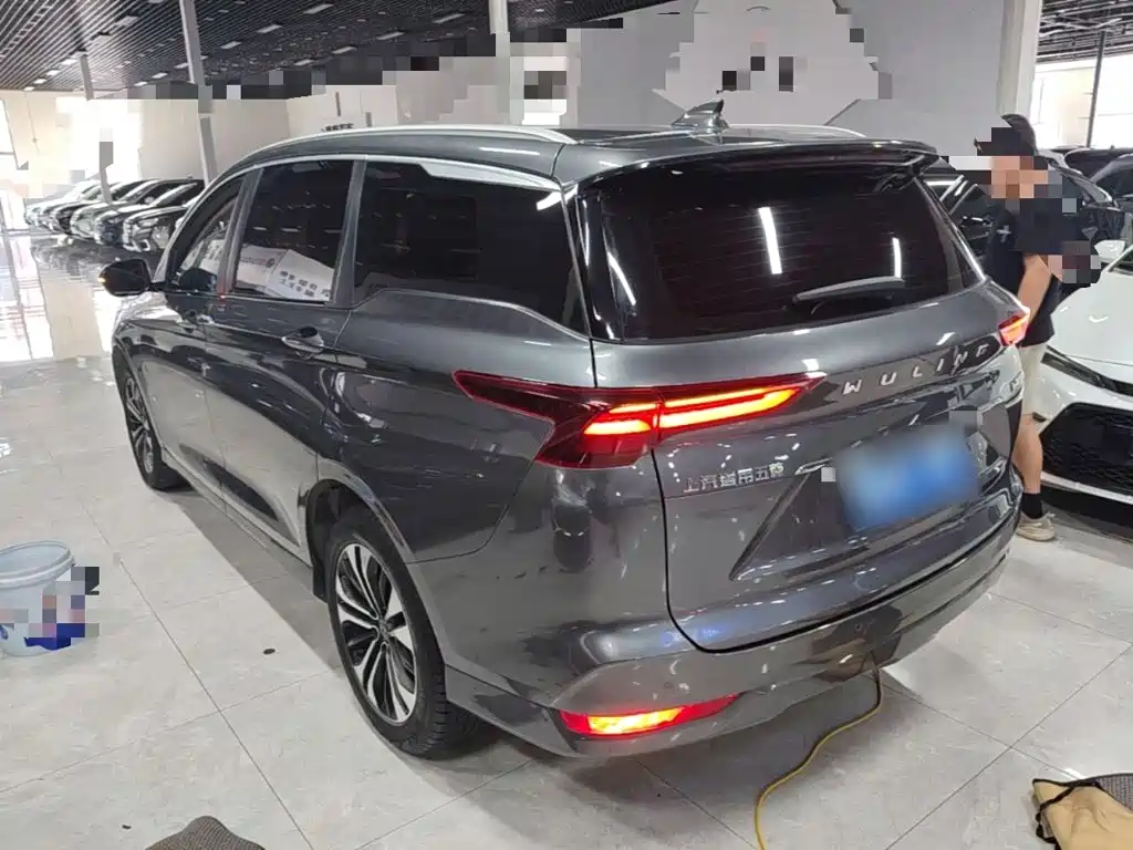 Wuling Victory — миниатюра 5