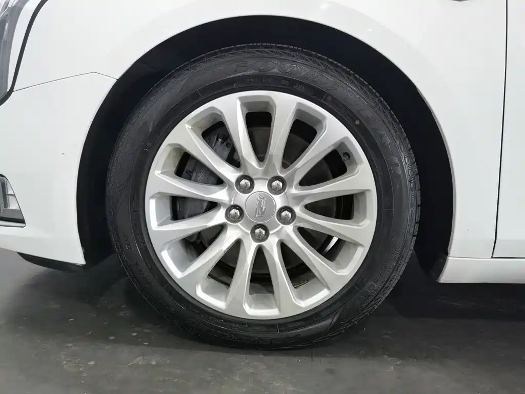 Cadillac XTS — миниатюра 17