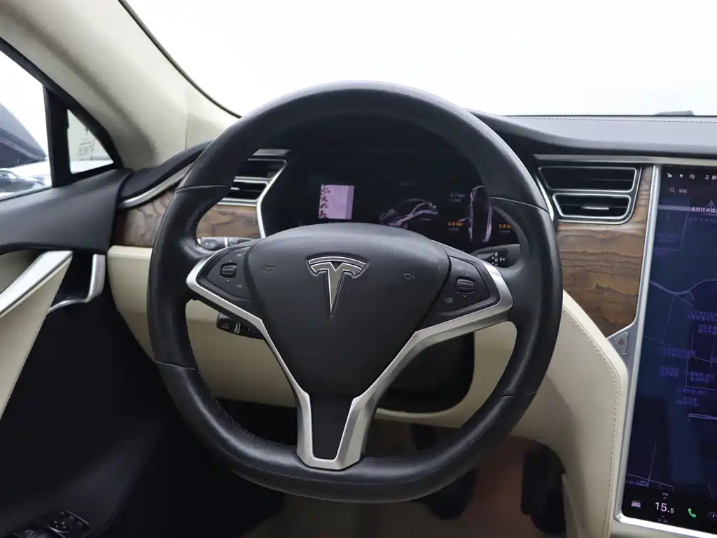 Tesla Model S — миниатюра 42