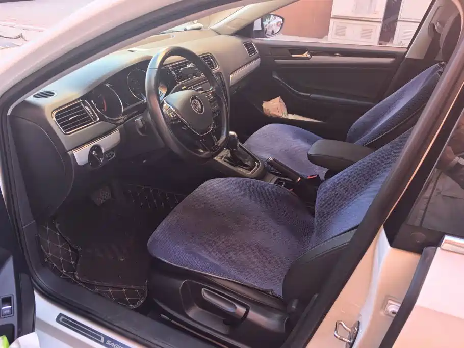 Volkswagen Sagitar — миниатюра 9