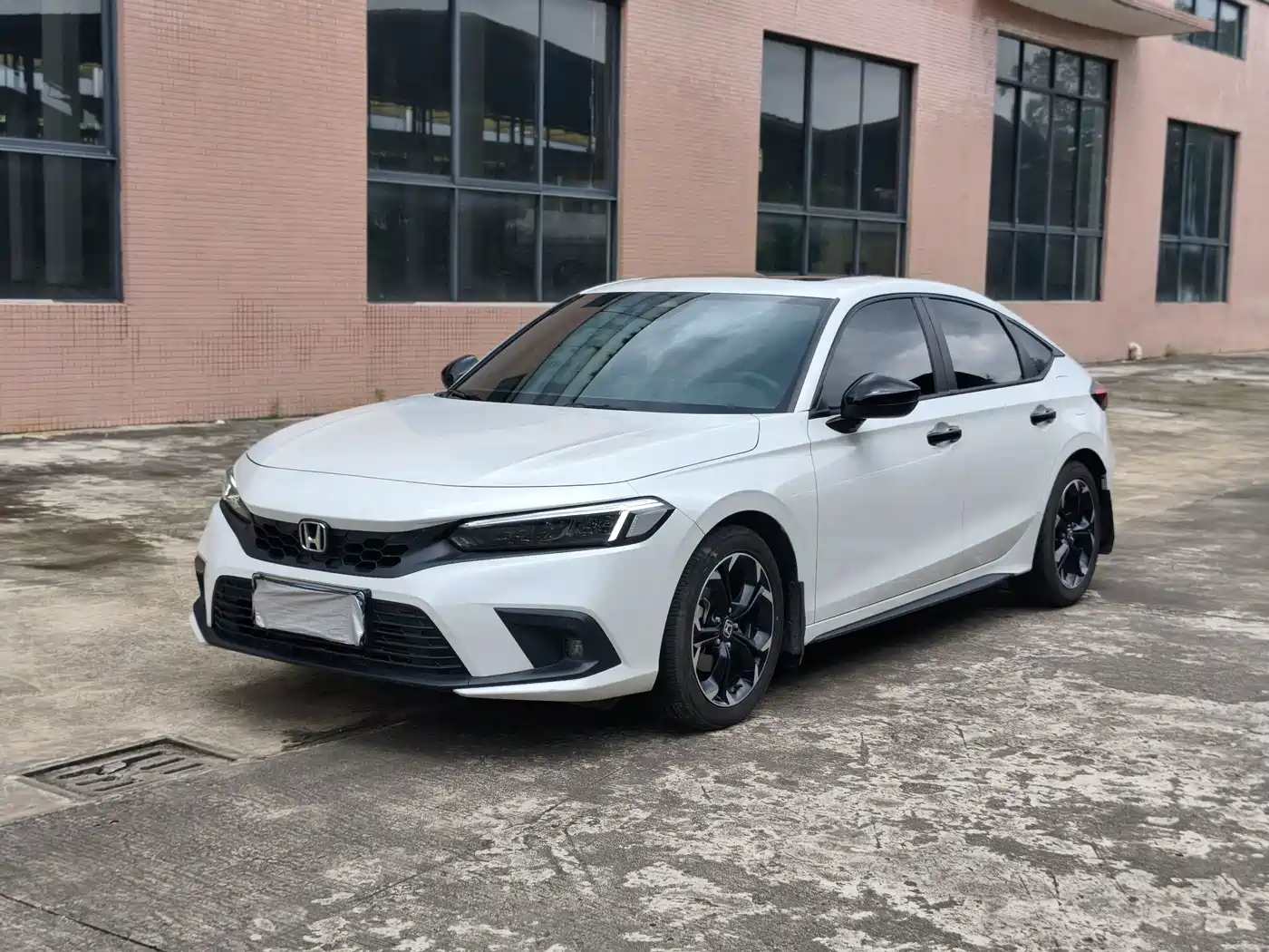 思域 2023款 HATCHBACK 240TURBO CVT极锐版 2024