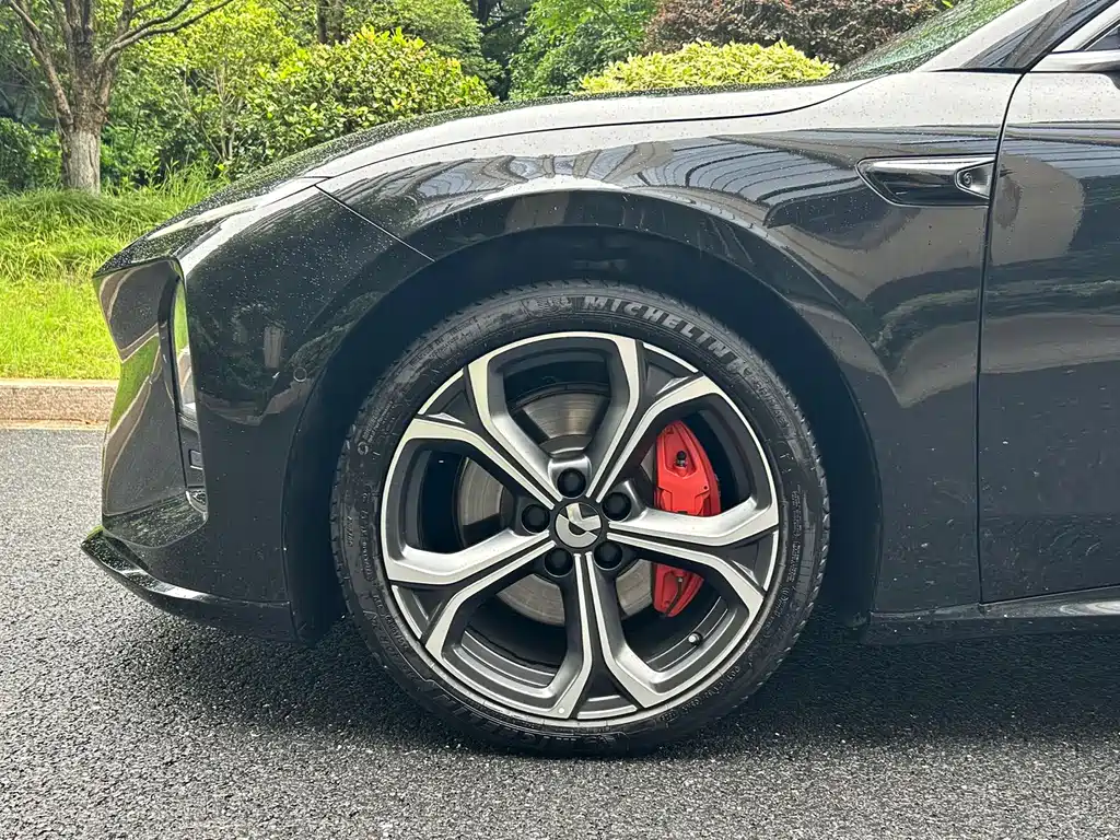 NIO ET5T 2025 75kWh Touring