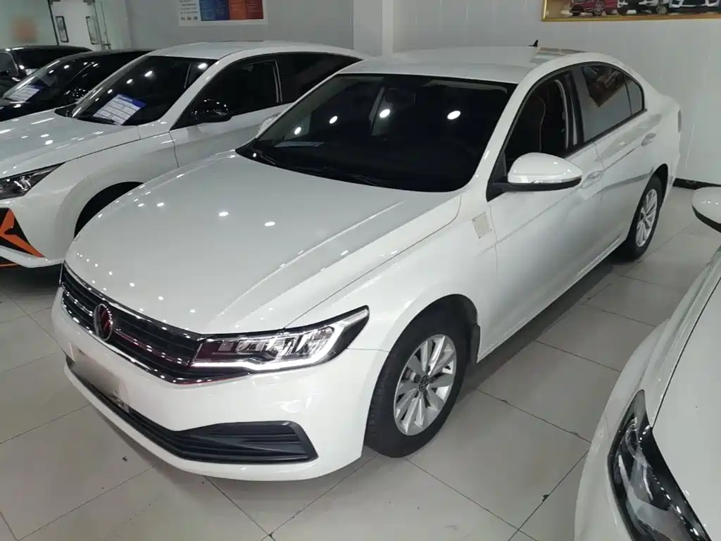 Volkswagen Bora — миниатюра 2