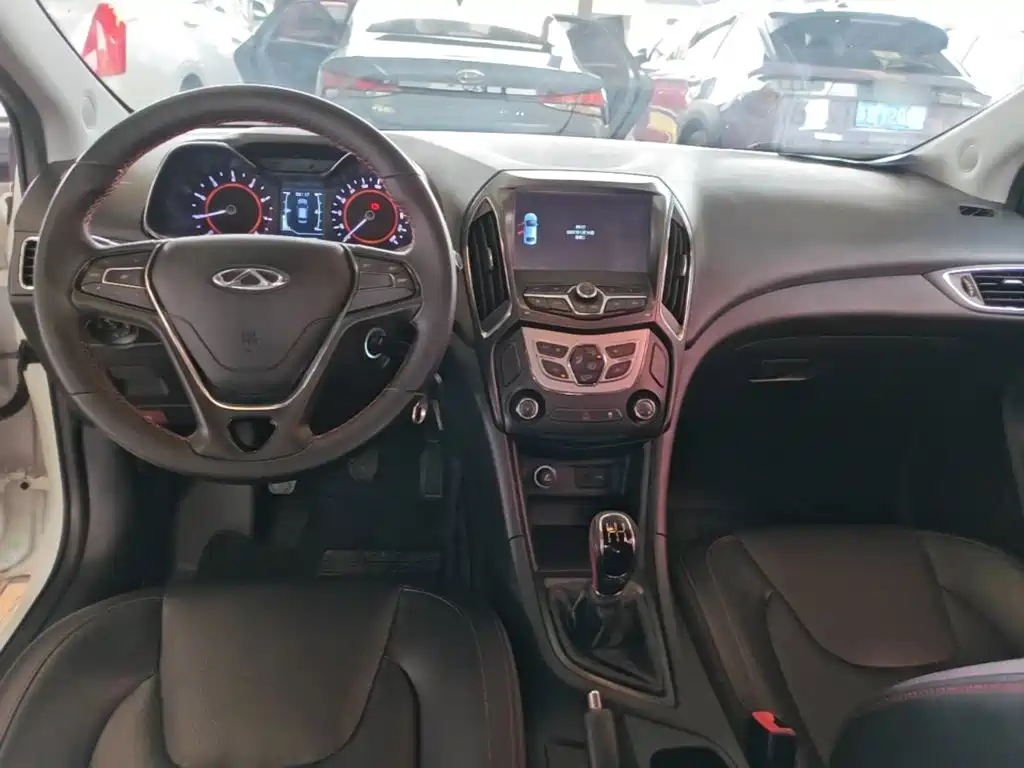 Chery Arrizo 5 — миниатюра 10