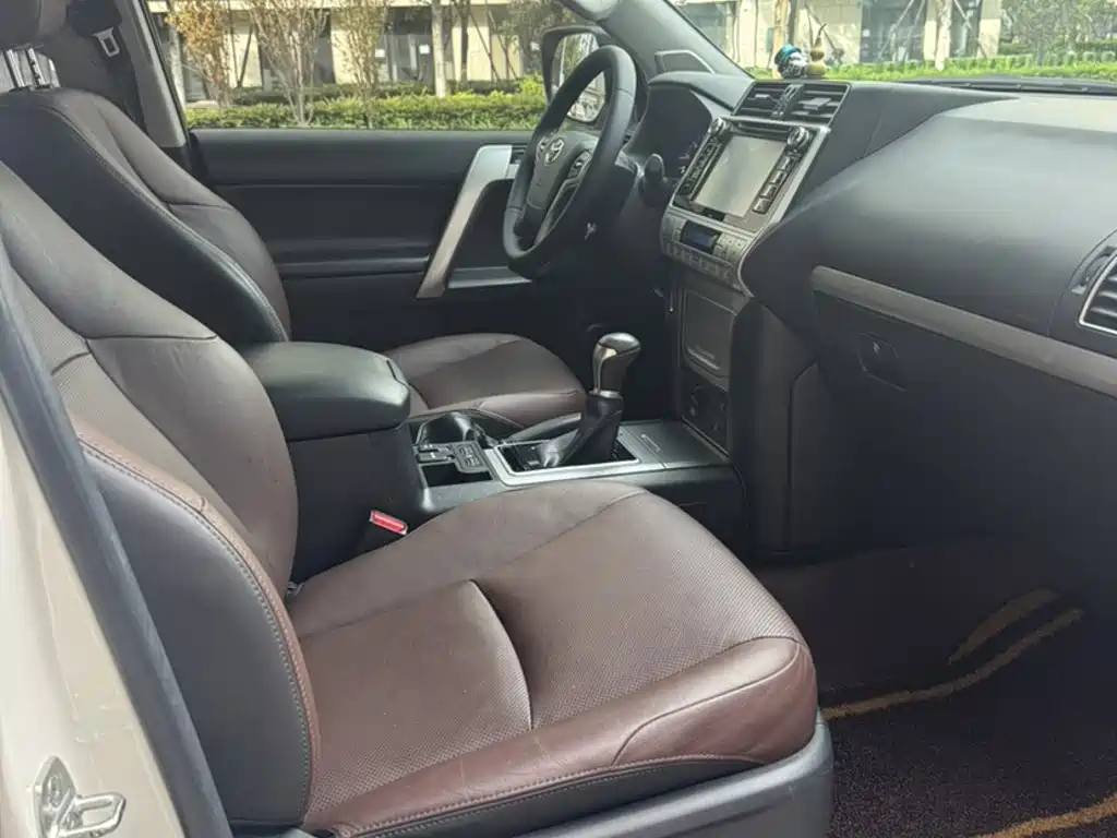 Toyota Prado — миниатюра 19