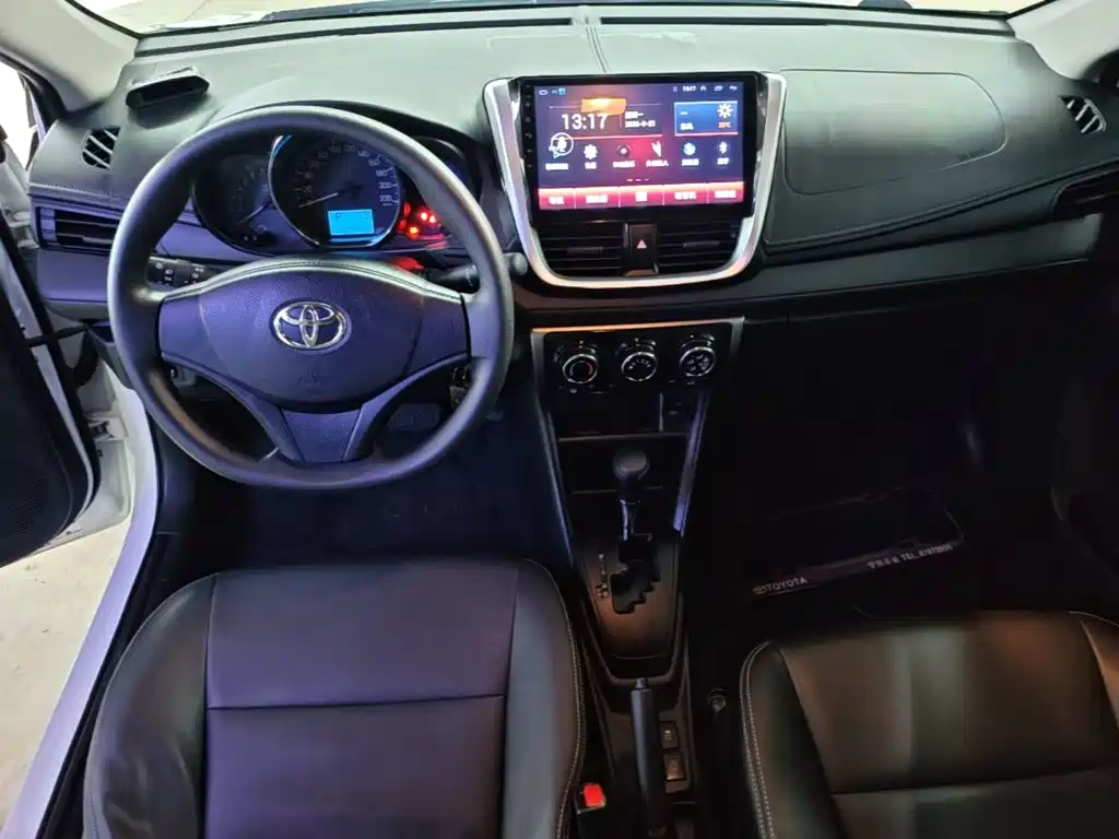 Toyota Vios FS — миниатюра 10