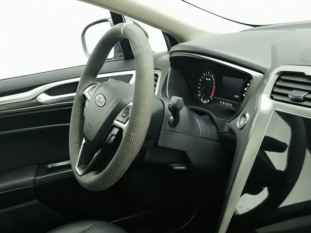Ford Mondeo — миниатюра 22