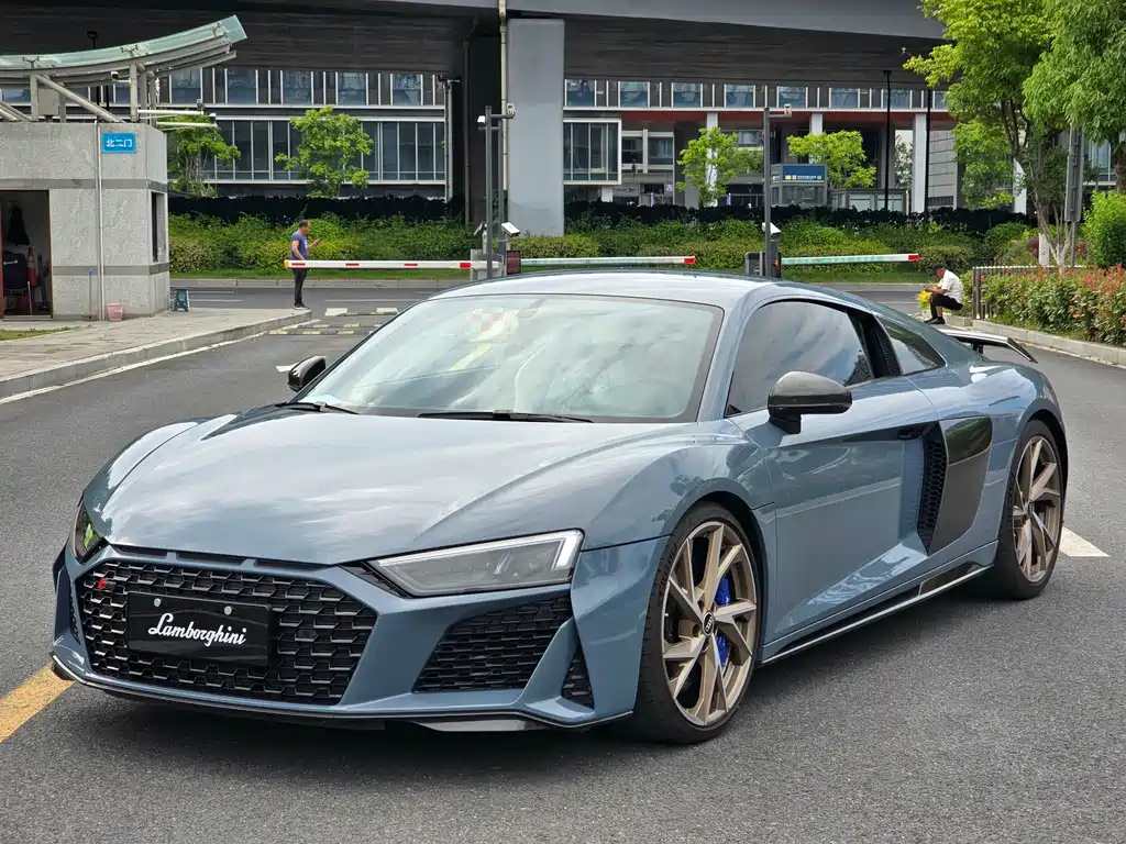 Audi R8 2021